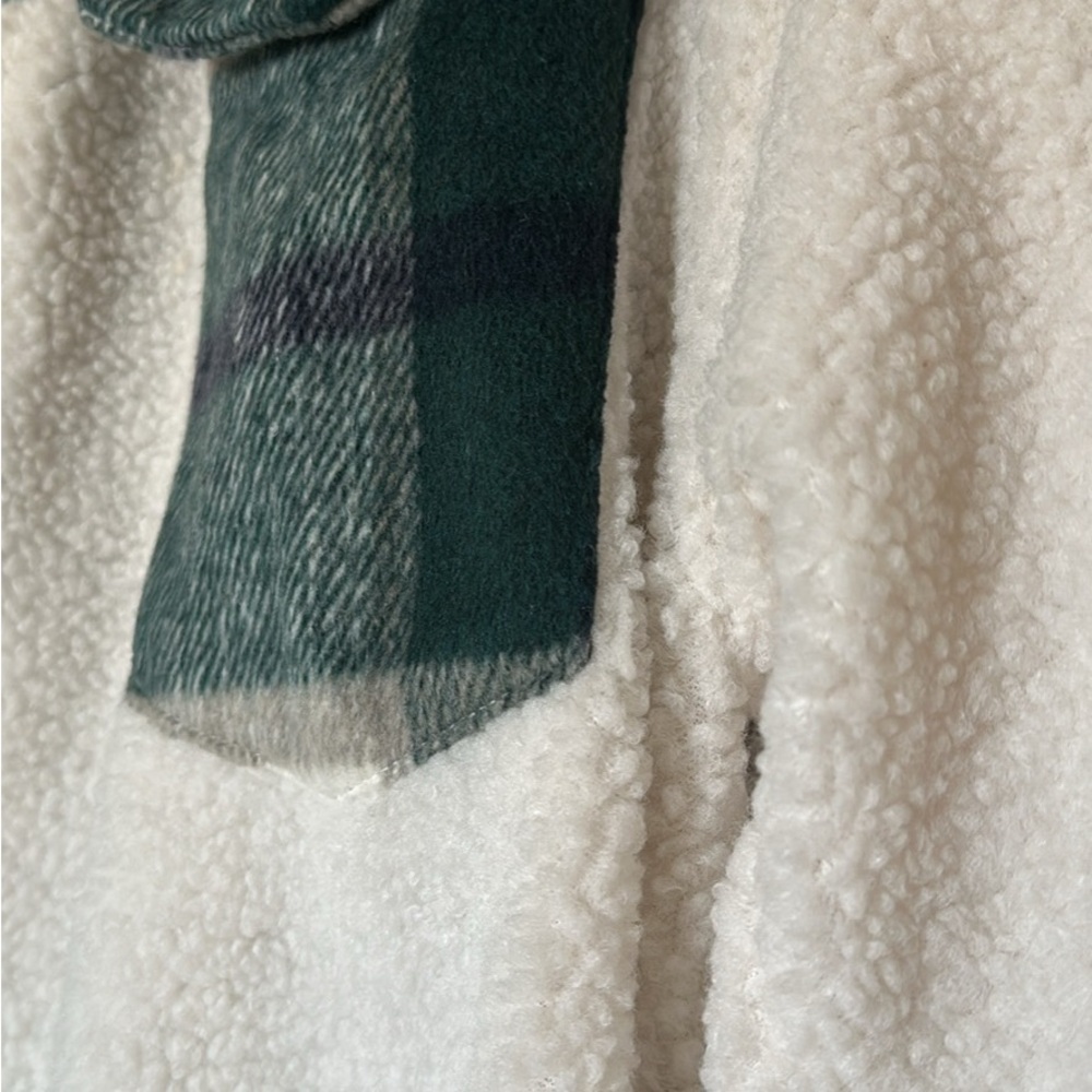 Cozy White Sherpa Jacket with Green Plaid Scarf